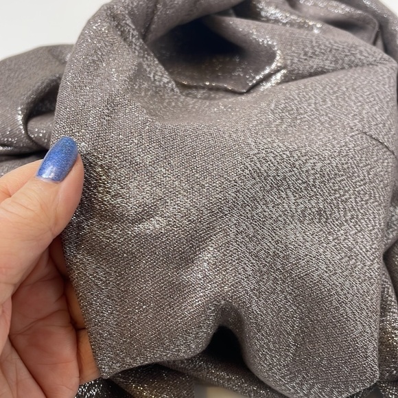 Miss Short Hair Elegant Pink Sparkle Scarf - Picture 8 of 10